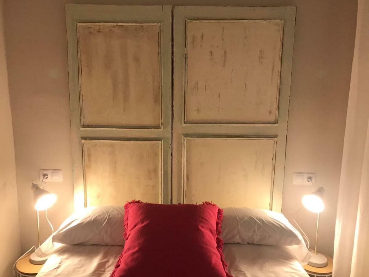 Apartment Sevilla 15 *