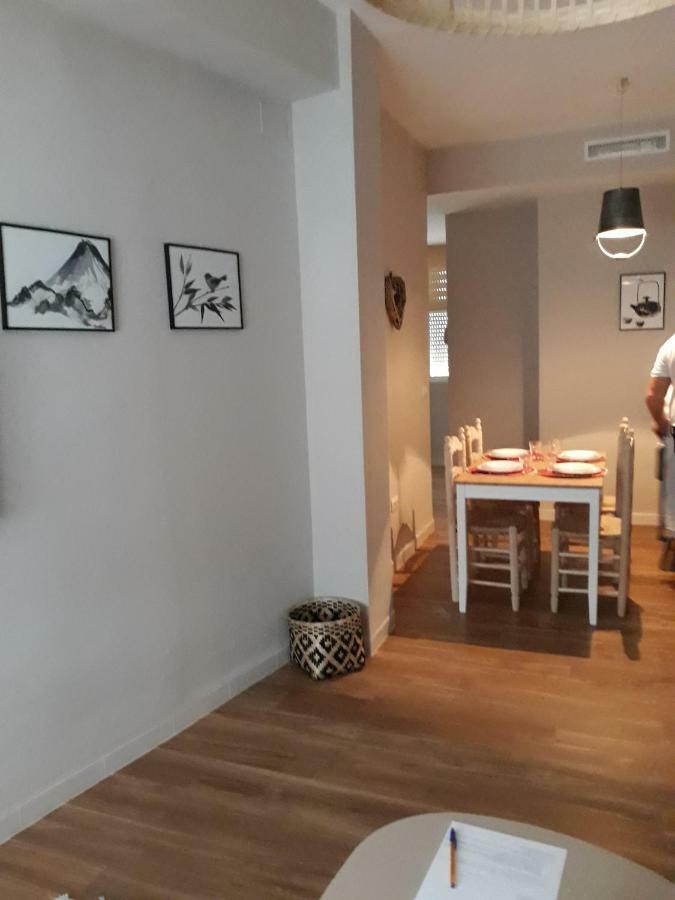 Apartment Sevilla 15 *